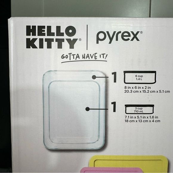 🖤 Pyrex | Hello Kitty Decorated Glass Food Storage - Picture 4 of 8